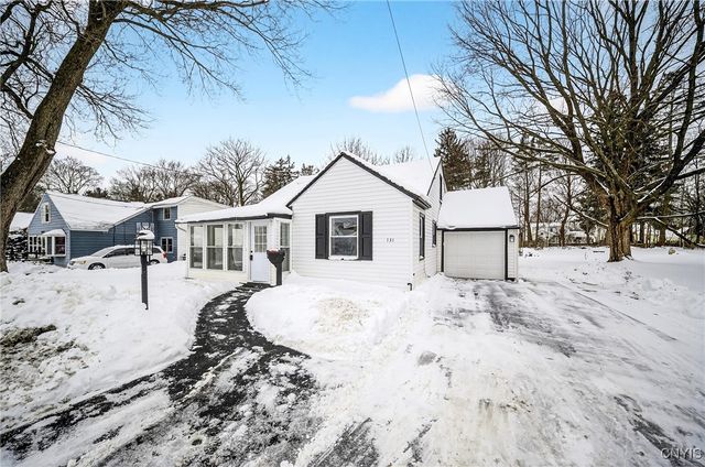 131 Hazelhurst Avenue, Clay, NY 13212