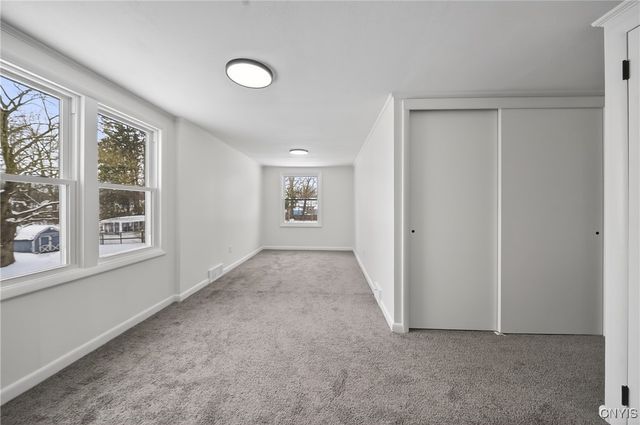 131 Hazelhurst Avenue, Clay, NY 13212