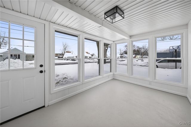 131 Hazelhurst Avenue, Clay, NY 13212