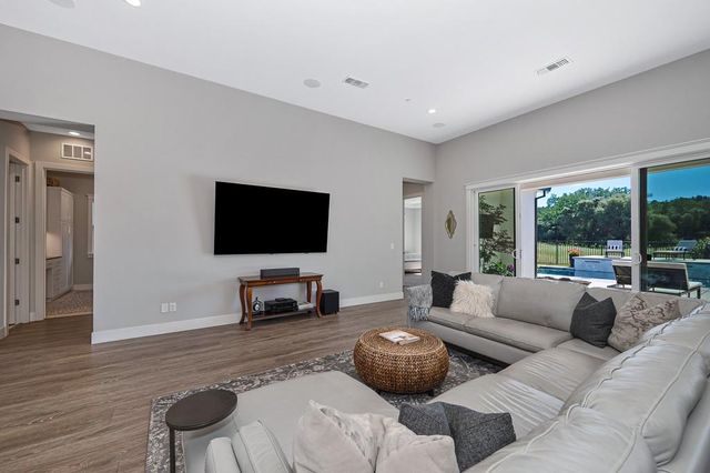 2953 Orange Grove Ter, Lincoln, CA 95648