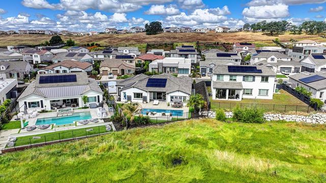 2953 Orange Grove Ter, Lincoln, CA 95648