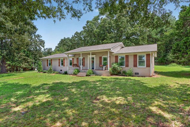 2018 Knighton Chapel Road, Laurens, SC 29644