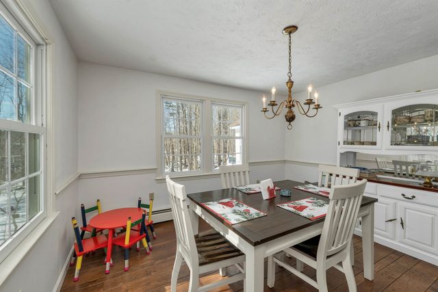 53 Seton Drive, Bedford, NH 03110