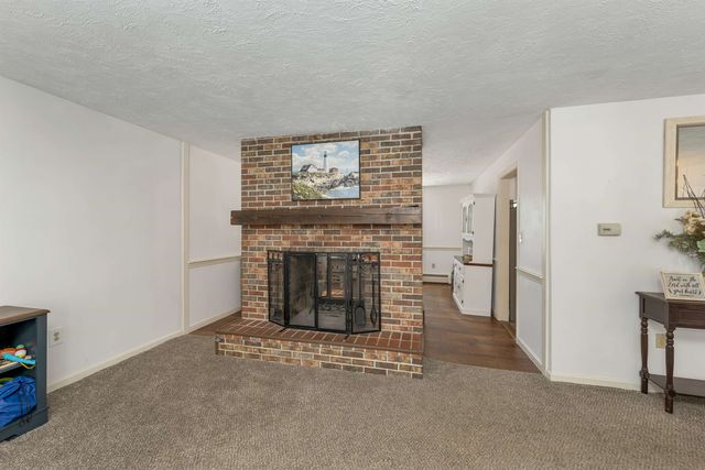 53 Seton Drive, Bedford, NH 03110