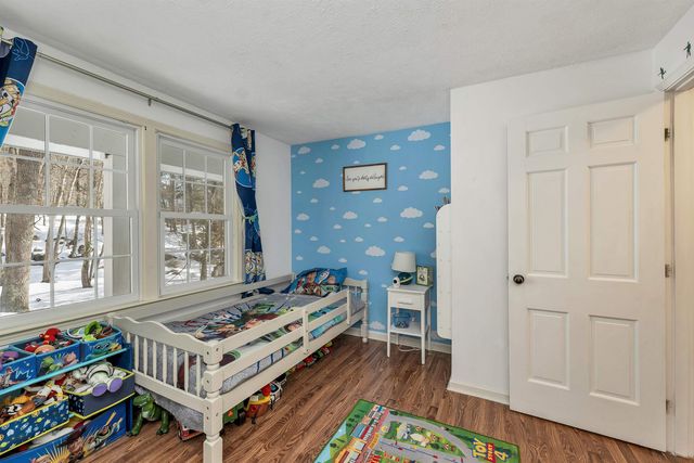 53 Seton Drive, Bedford, NH 03110