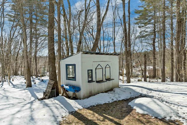 53 Seton Drive, Bedford, NH 03110