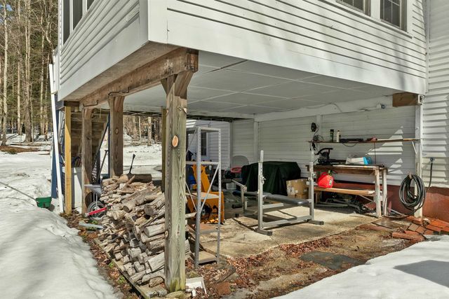 53 Seton Drive, Bedford, NH 03110