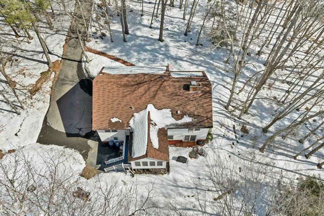 53 Seton Drive, Bedford, NH 03110