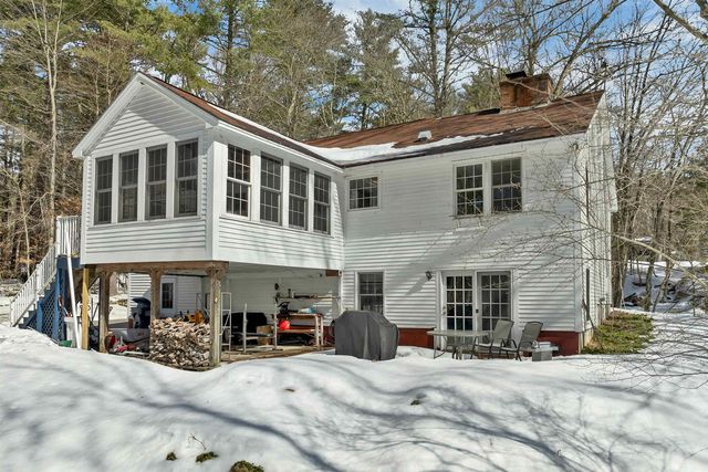 53 Seton Drive, Bedford, NH 03110