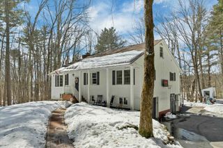 53 Seton Drive, Bedford, NH 03110