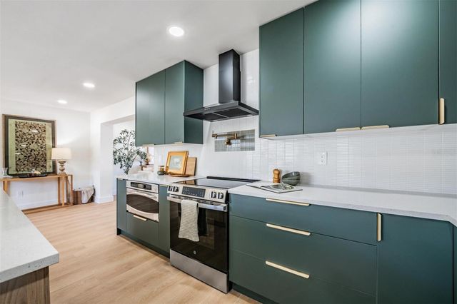 4509 W FAIR OAKS AVENUE, Tampa, FL 33611