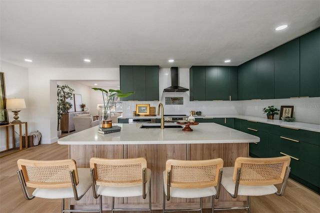 4509 W FAIR OAKS AVENUE, Tampa, FL 33611