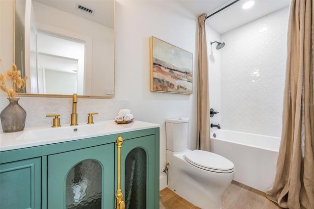 4509 W FAIR OAKS AVENUE, Tampa, FL 33611