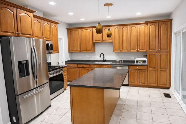 67 N Bridge View Street 67, Palatine, IL 60067