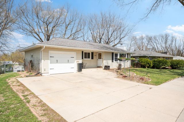 2357 15th Avenue NW, Rochester, MN 55901