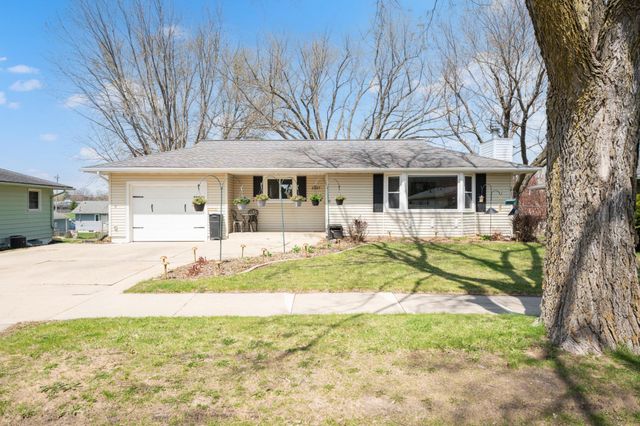 2357 15th Avenue NW, Rochester, MN 55901