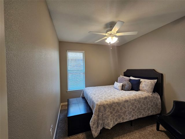 2946 Meadow Brook Trail, Tyler, TX 75701