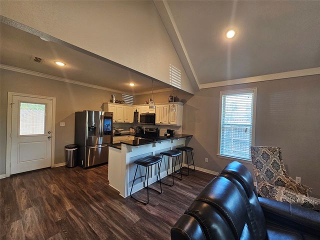 2946 Meadow Brook Trail, Tyler, TX 75701