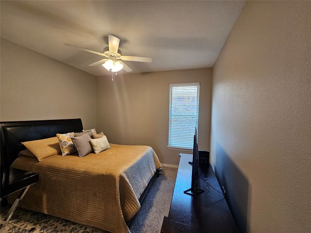 2946 Meadow Brook Trail, Tyler, TX 75701