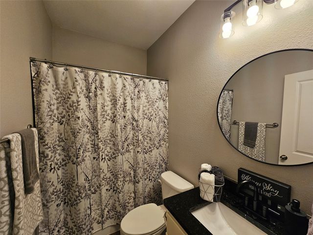 2946 Meadow Brook Trail, Tyler, TX 75701