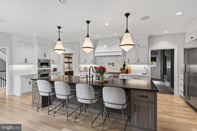 923 SHENANDOAH LN, West Chester, PA 19380