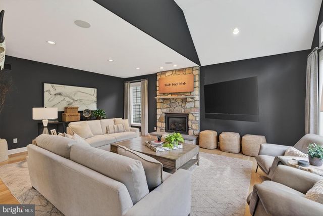 923 SHENANDOAH LN, West Chester, PA 19380