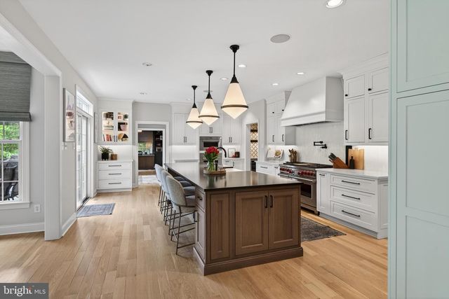 923 SHENANDOAH LN, West Chester, PA 19380