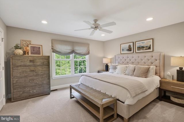 923 SHENANDOAH LN, West Chester, PA 19380