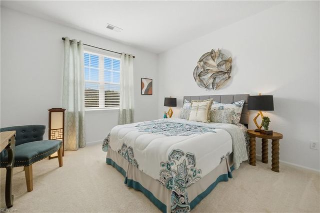 1732 Dromolin Dr Ste 204, Virginia Beach, VA 23456