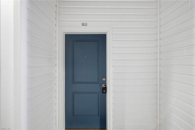 1732 Dromolin Dr Ste 204, Virginia Beach, VA 23456