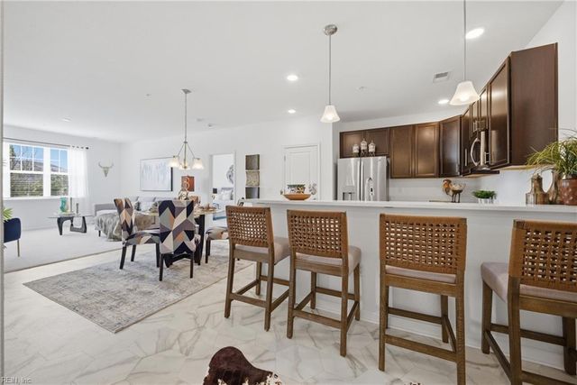 1732 Dromolin Dr Ste 204, Virginia Beach, VA 23456