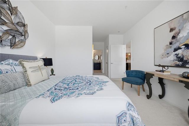 1732 Dromolin Dr Ste 204, Virginia Beach, VA 23456