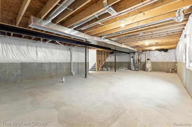 1435 Luxington Drive, Lapeer, MI 48446