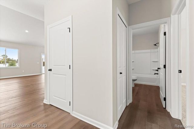 1435 Luxington Drive, Lapeer, MI 48446