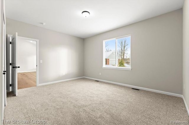 1435 Luxington Drive, Lapeer, MI 48446