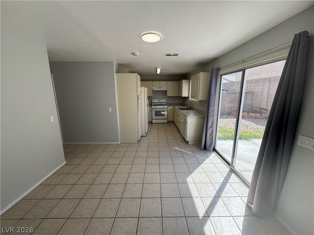 5273 Panguitch Drive, Las Vegas, NV 89122