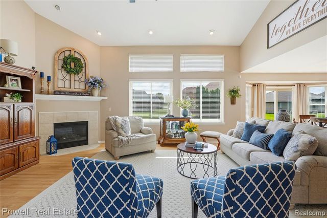 50772 Alden Drive, Macomb, MI 48044