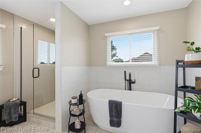 50772 Alden Drive, Macomb, MI 48044
