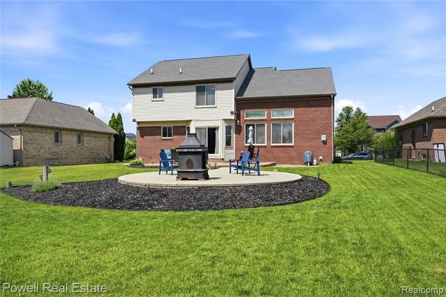 50772 Alden Drive, Macomb, MI 48044