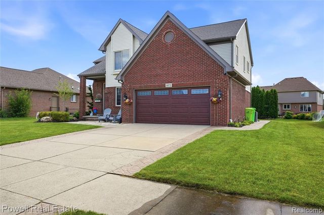 50772 Alden Drive, Macomb, MI 48044