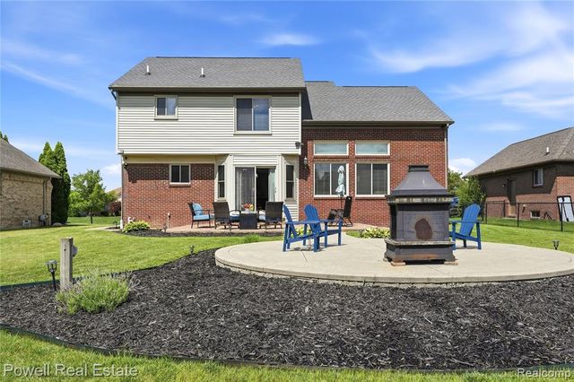 50772 Alden Drive, Macomb, MI 48044