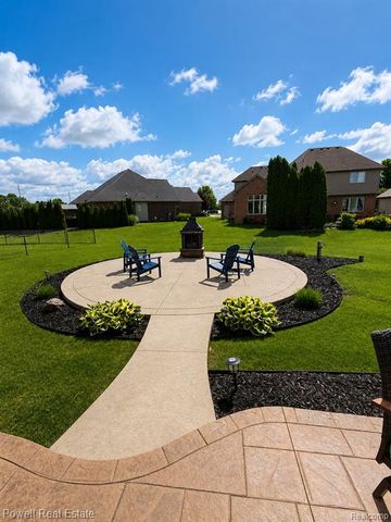 50772 Alden Drive, Macomb, MI 48044