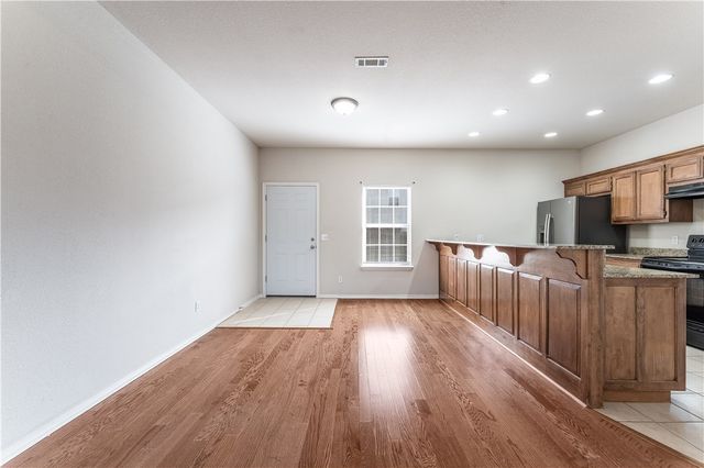 3005 SW Deerfield Boulevard 2, Bentonville, AR 72713