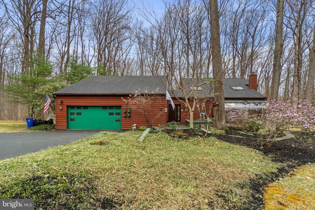 Image 1 of property listing at 7314 MEADOW WOOD WAY, Clarksville, MD 21029