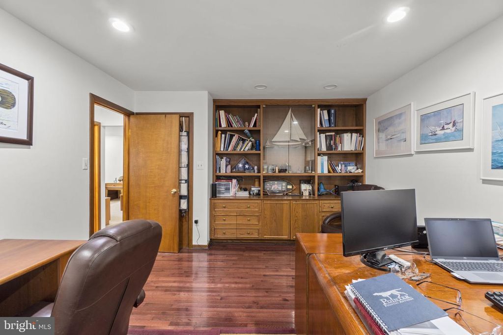 Image 29 of property listing at 7314 MEADOW WOOD WAY, Clarksville, MD 21029