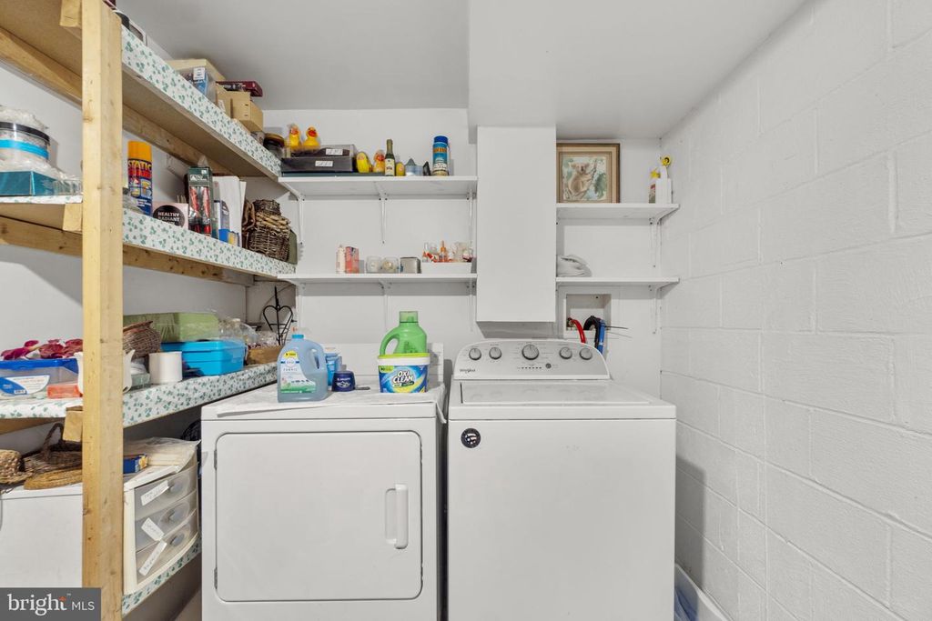 Image 35 of property listing at 7314 MEADOW WOOD WAY, Clarksville, MD 21029