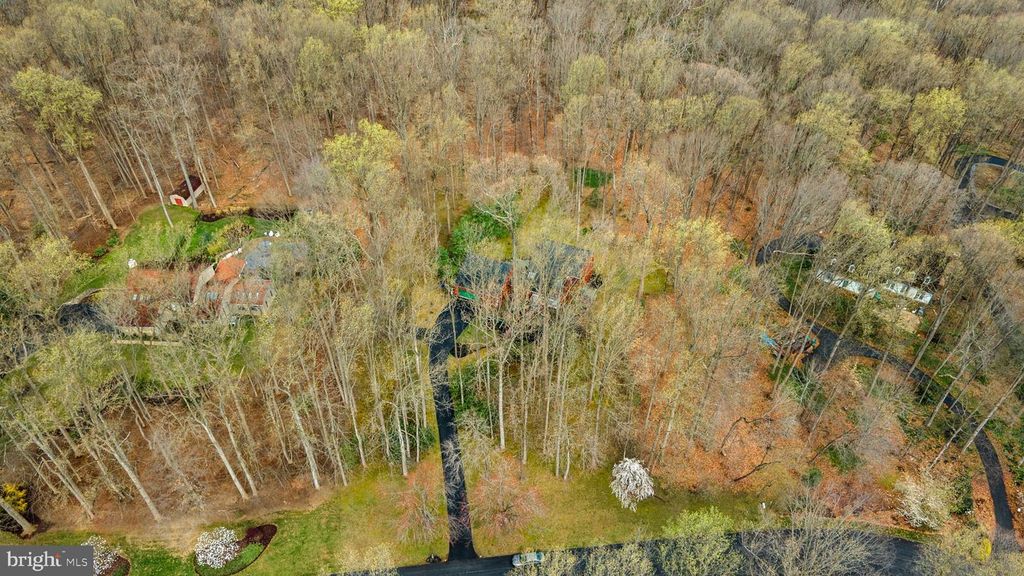 Image 46 of property listing at 7314 MEADOW WOOD WAY, Clarksville, MD 21029