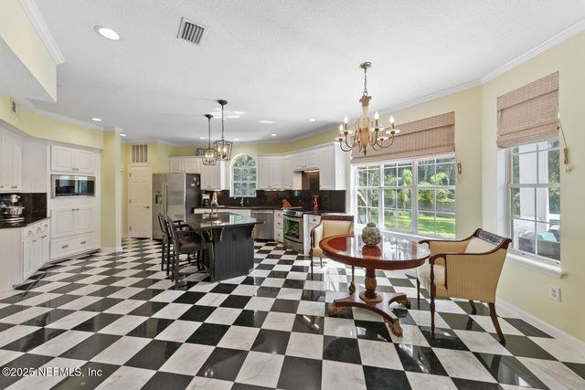 3267 JUPITER HILLS Circle E, Jacksonville, FL 32225