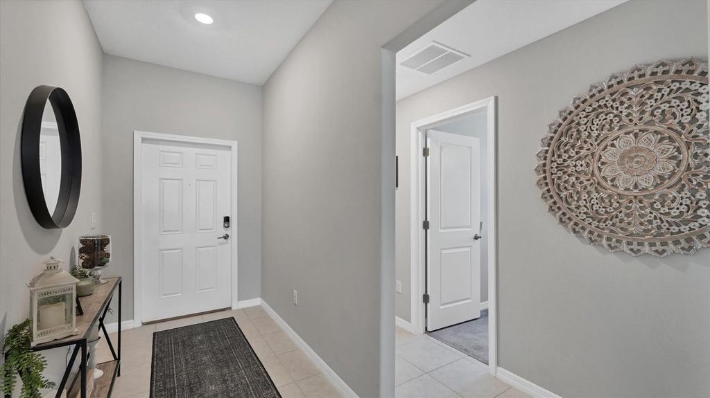 Image 3 of property listing at 15423 MILLER CREEK DRIVE, Sun City Center, FL 33573