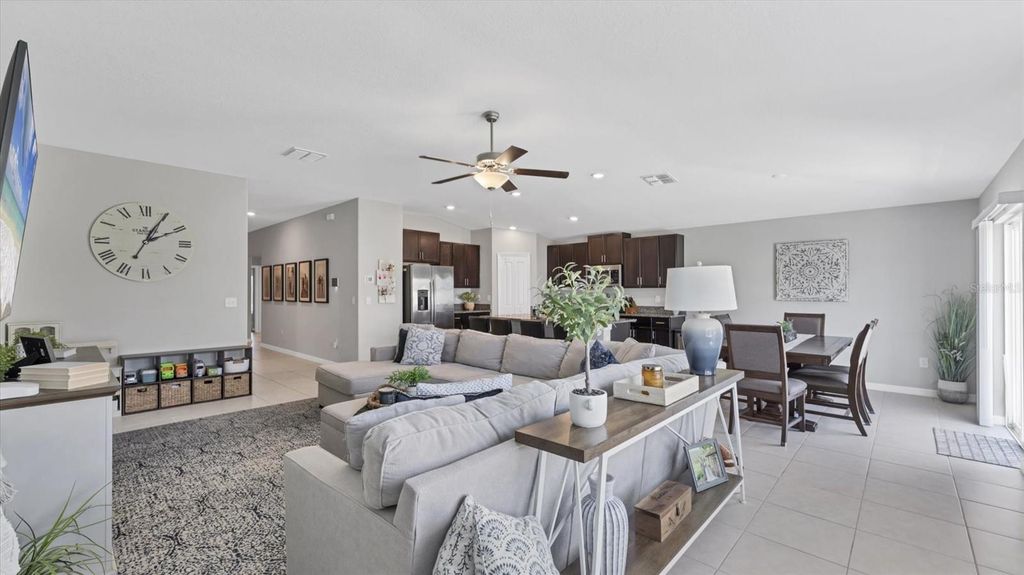 Image 7 of property listing at 15423 MILLER CREEK DRIVE, Sun City Center, FL 33573